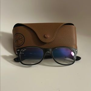 Ray-Ban Black Sunglasses with Case